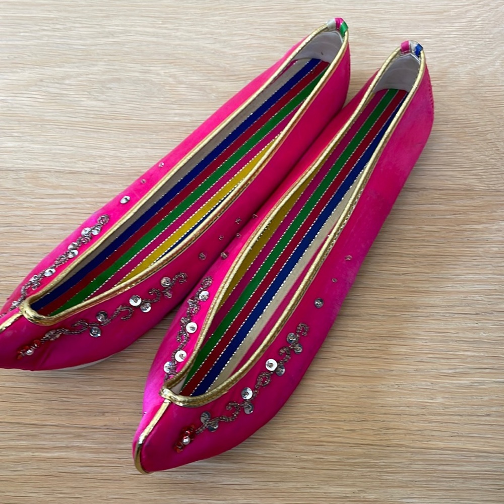 Vintage Honbuk silk shoes